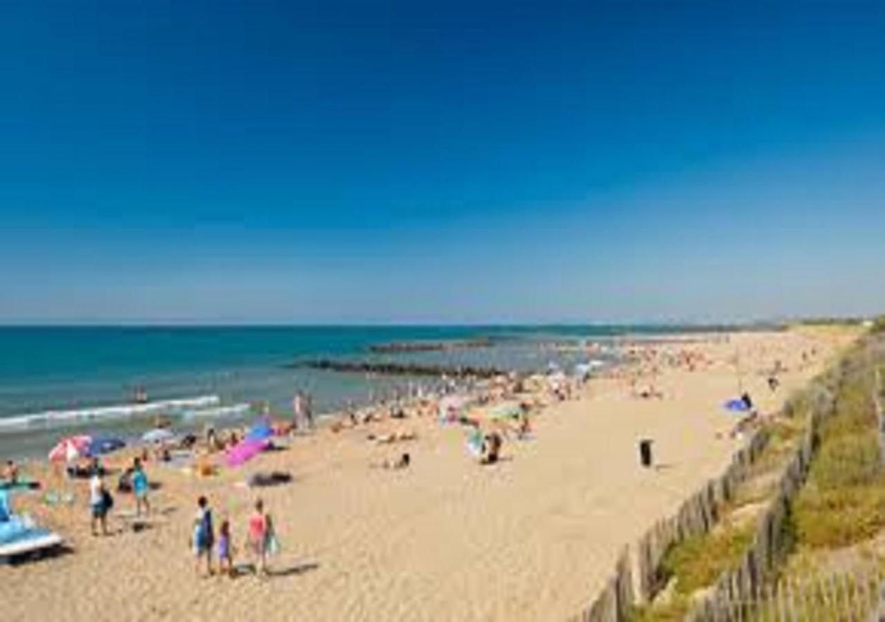Camping La Carabasse Vias-Plage-T4 Climatise,Tout Confort, Emplacement Calme ! Екстериор снимка